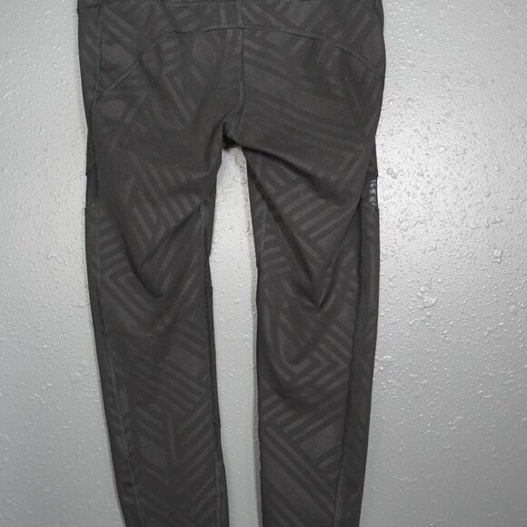 Old Navy Active Womens Black Patterned Mesh Go Dry Fitted Leggings Size Small - Picture 5 of 9